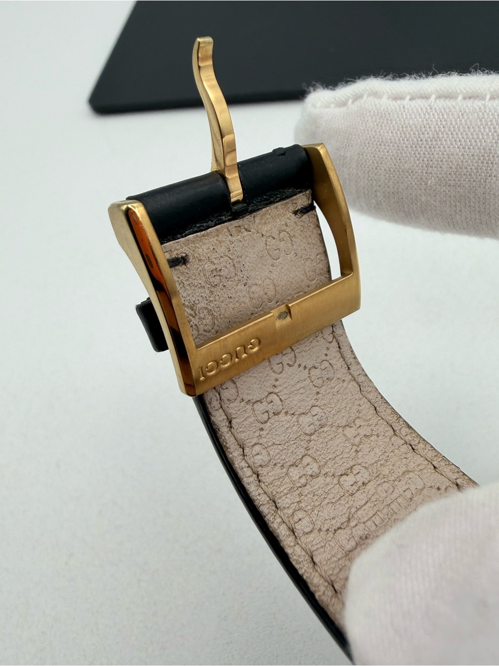 Gucci Interlocking G Watch - Picture 12 of 14